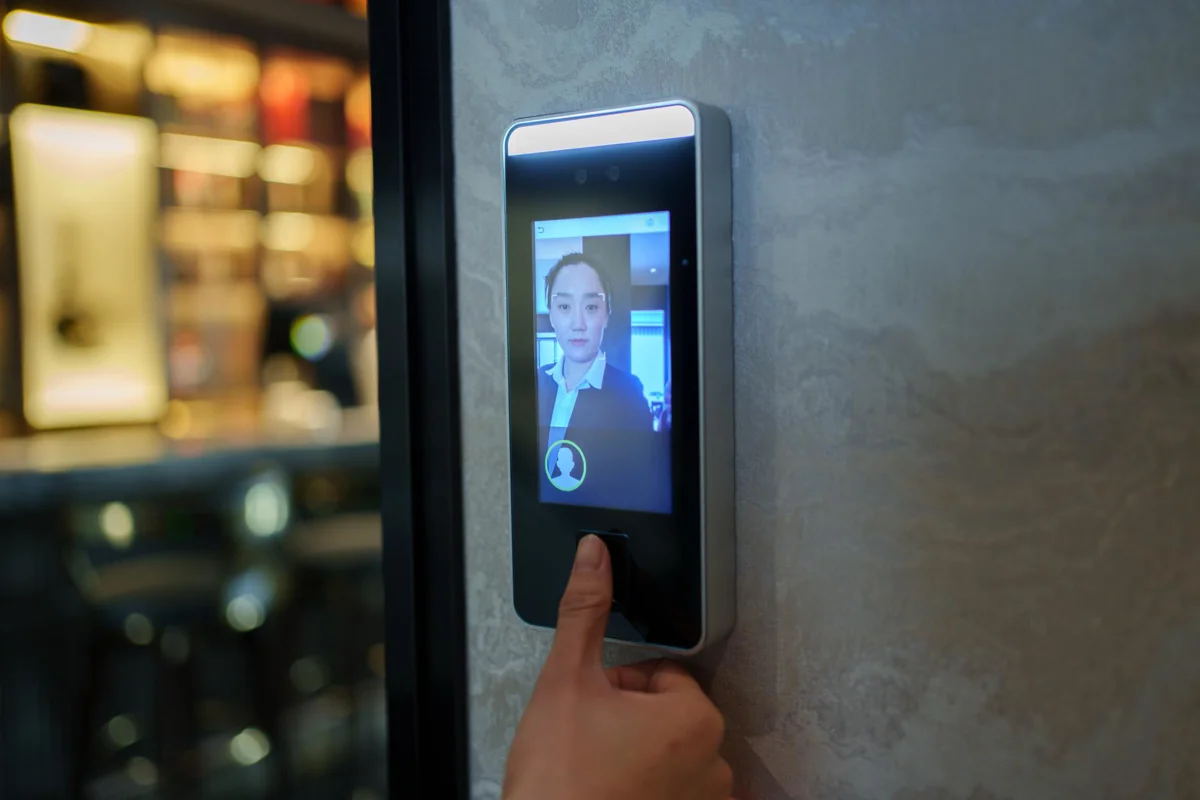 เครื่องสแกนใบหน้า คืออะไร? ระบบ Face Recognition ใช้งานในองค์กร